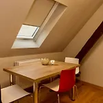 Apartmenthaus Am Dom Mit Parkplatz Daire Zwickau