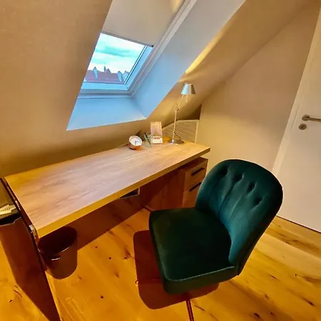 Apartmenthaus Am Dom Mit Parkplatz *