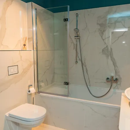 Διαμέρισμα Apartmenthaus Am Dom Mit Parkplatz Τσβικάου