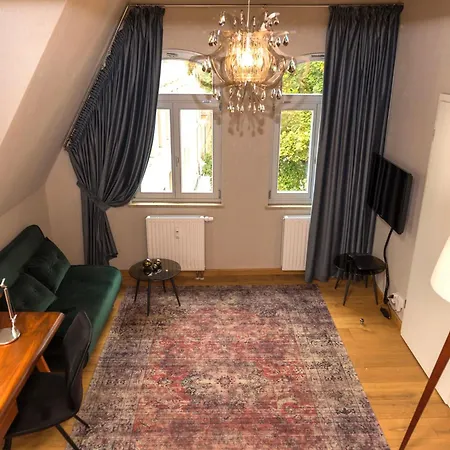Apartmenthaus Am Dom Mit Parkplatz * Τσβικάου
