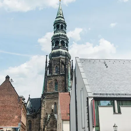 Apartmenthaus Am Dom Mit Parkplatz Διαμέρισμα *